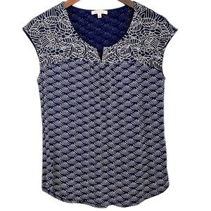 Skies Are Blue Cap Sleeve Embroidered Jersey Top Size Medium